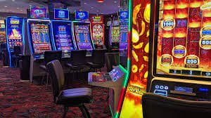 Người chơi trải nghiệm game slot online sodocasino trên điện thoại